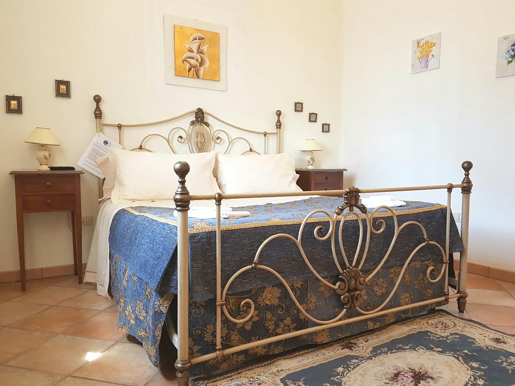B&B All'Ombra Degli Ulivi Остуни Экстерьер фото